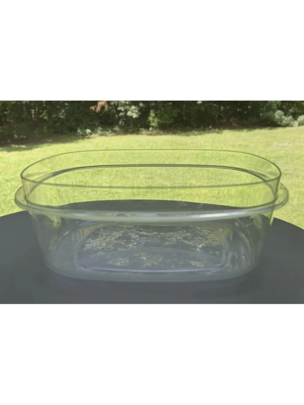 Rubbermaid Clear Premier 9 Cup Storage Container & Black Lid FG 7H78